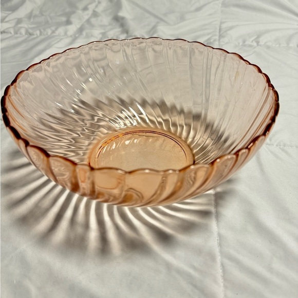 Vintage Arcoroc France Rosaline Pink Glass Swirl Fruit Salad Bowl Cottagecore - Picture 9 of 9
